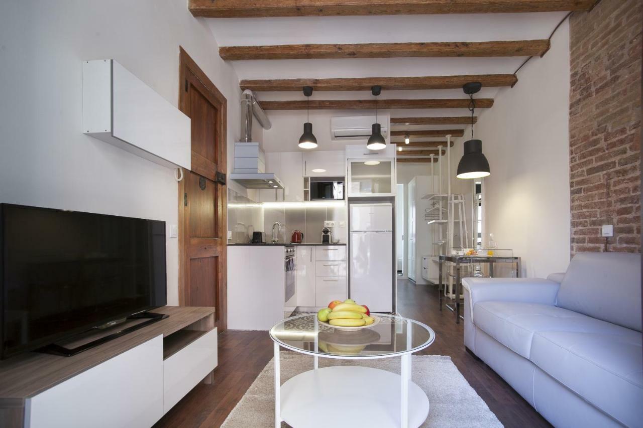 Tendency Apartments - Sagrada Familia Barcelona Bagian luar foto