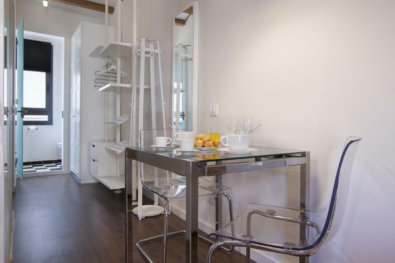 Tendency Apartments - Sagrada Familia Barcelona Bagian luar foto