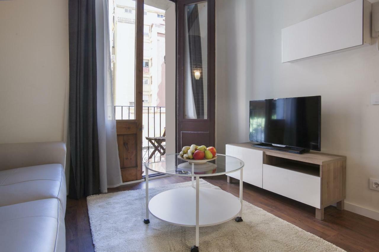 Tendency Apartments - Sagrada Familia Barcelona Bagian luar foto